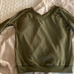 Green long sleeve on shoulder off shoulder top
